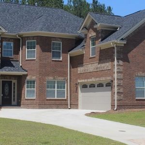 Meet your Posher, Alinne